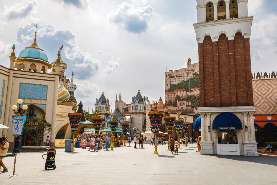 Everland Family Stay Guide 2026: Best Hotels, Combo Tickets & Package Deals