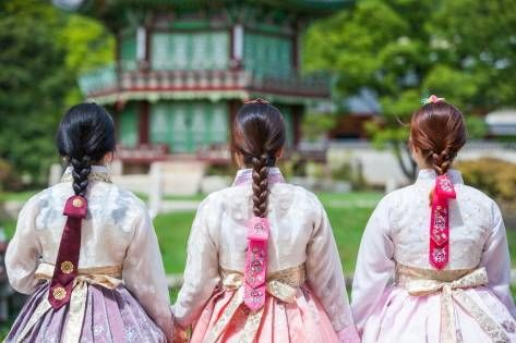 Korea Seollal (Lunar New Year) 2027: What to Expect, What's Open & How to Plan